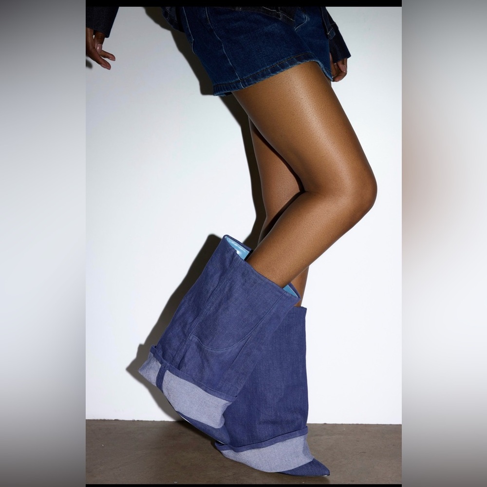 Blue Denim-Look Pointed Toe Ankle Boots - Picture 4 of 5